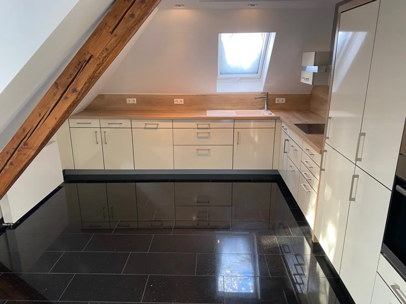 3 Zimmer Wohnung mit 150 m² in Erding – Bild 1