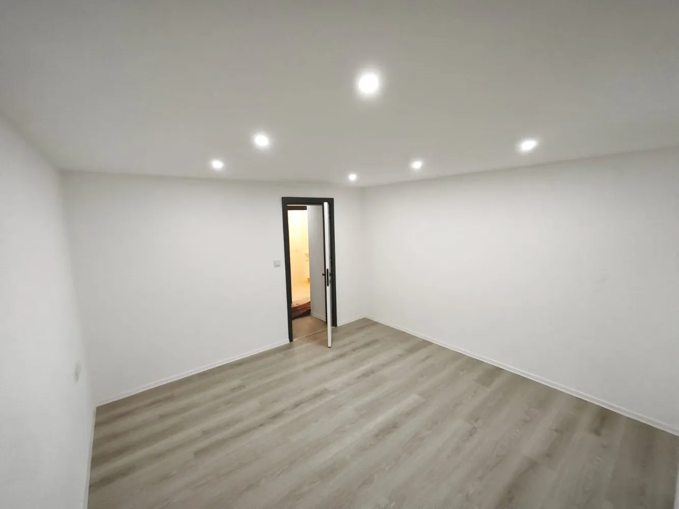 2 Zimmer Wohnung mit 48 m² in Stuttgart – Bild 5