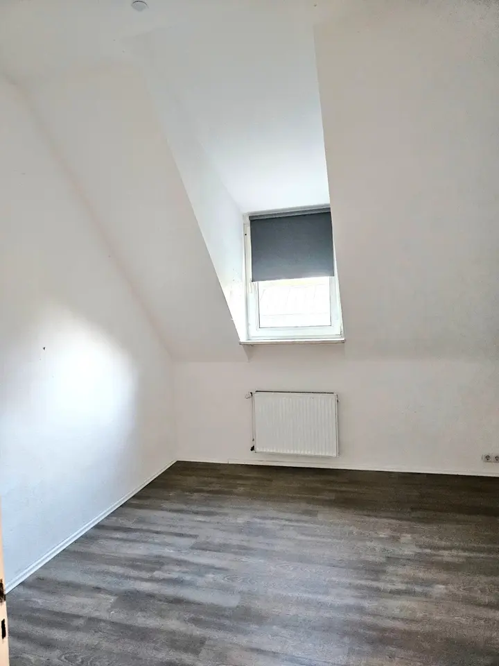 4 Zimmer Wohnung mit 70 m² in Oberhausen – Bild 3