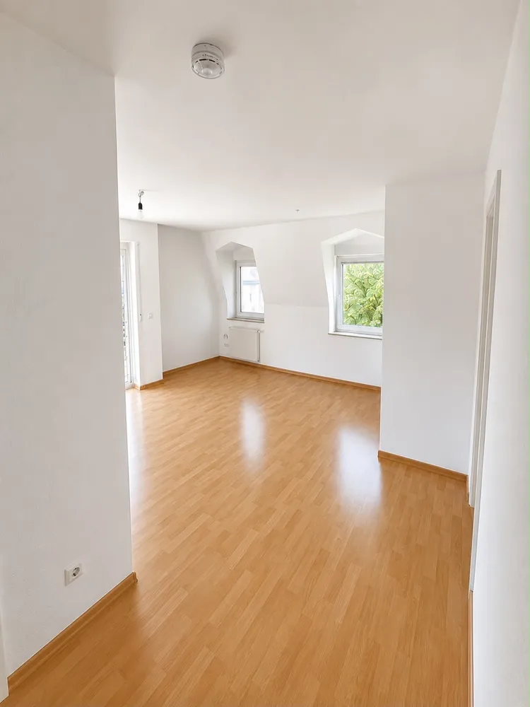 2 Zimmer Wohnung mit 43 m² in Dresden – Bild 2