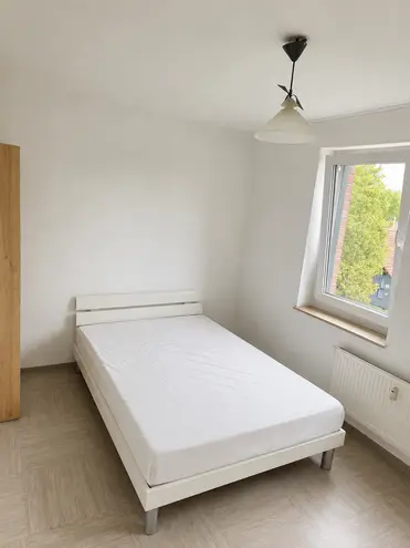 3 Zimmer Wohnung mit 77 m² in Düsseldorf – Bild 3