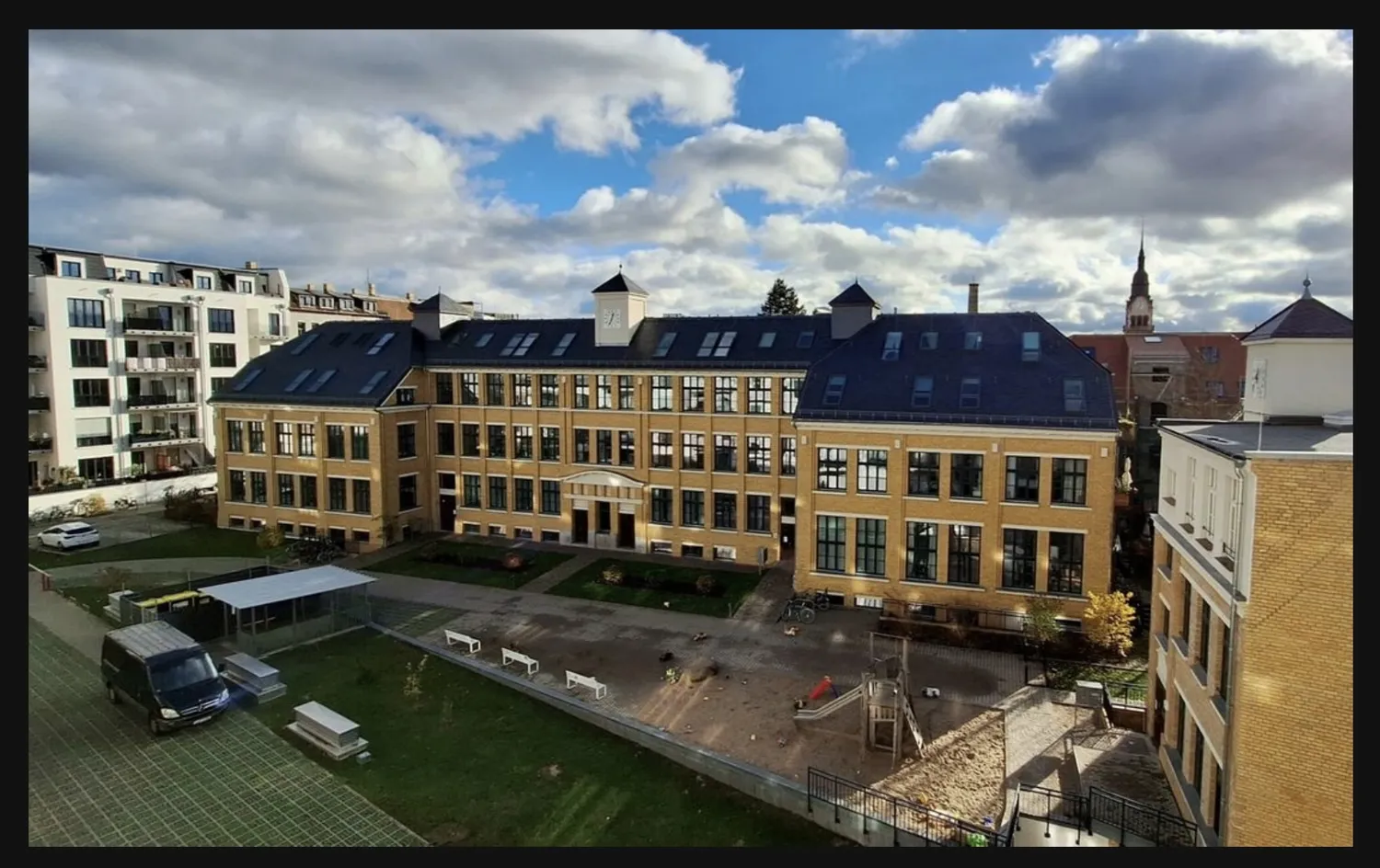 5 Zimmer Wohnung mit 140 m² in Leipzig – Bild 3
