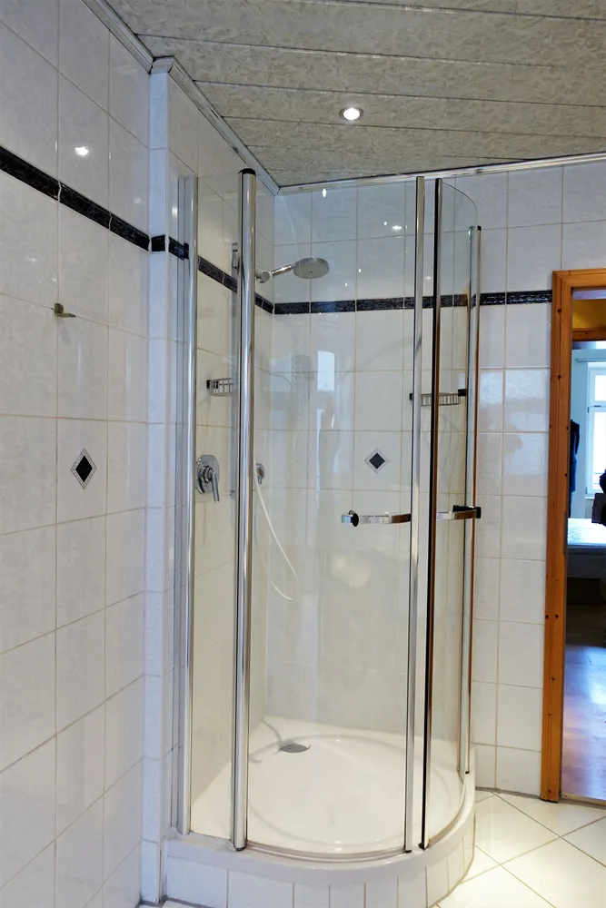 4 Zimmer Wohnung mit 95 m² in München – Bild 9