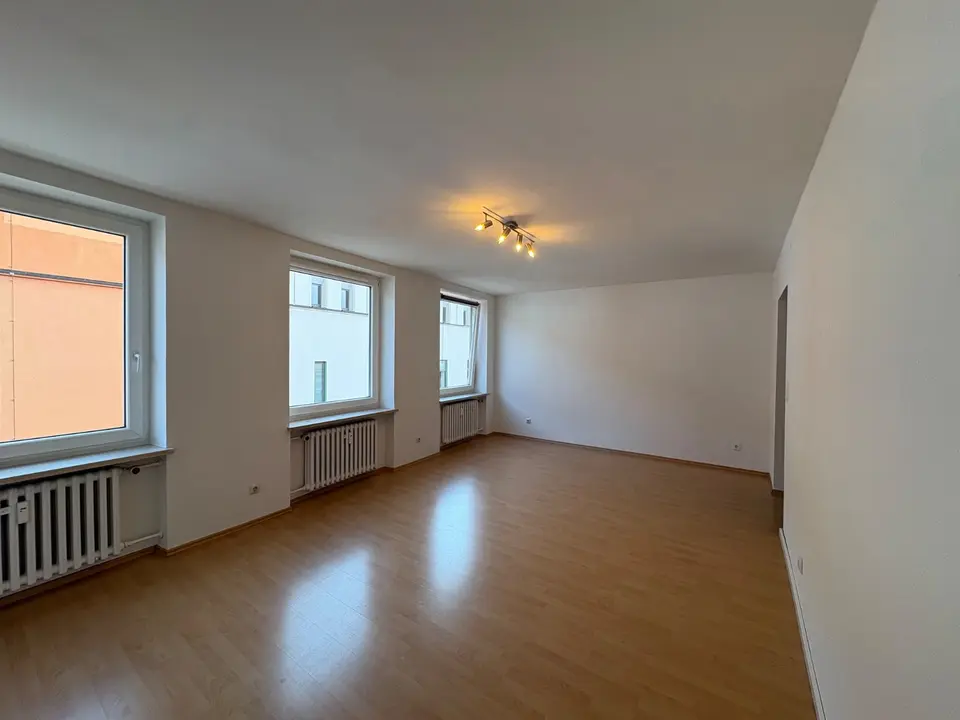 3 Zimmer Wohnung mit 60 m² in Deggendorf – Bild 1