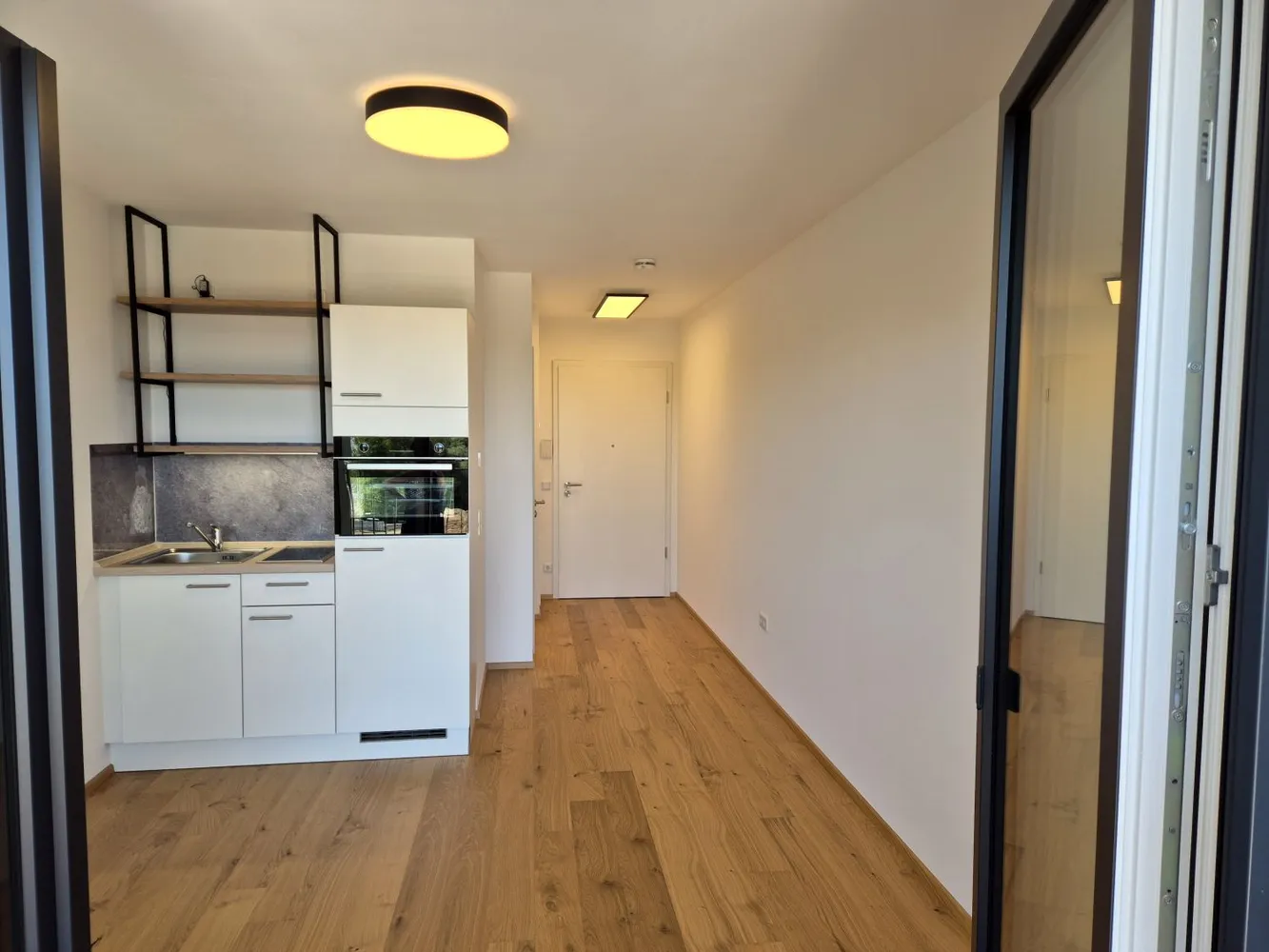 1 Zimmer Wohnung mit 25 m² in Regensburg – Bild 2