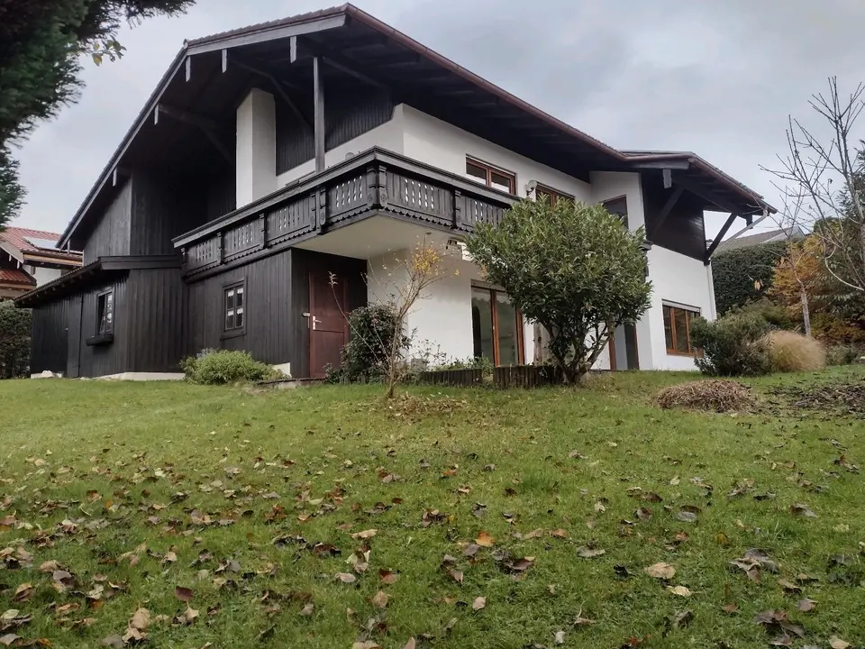 6 Zimmer Haus mit 150 m² in Traunstein – Bild 3