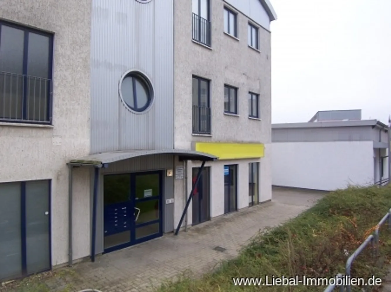 2 Zimmer Wohnung mit 41 m² in Neubrandenburg – Bild 1