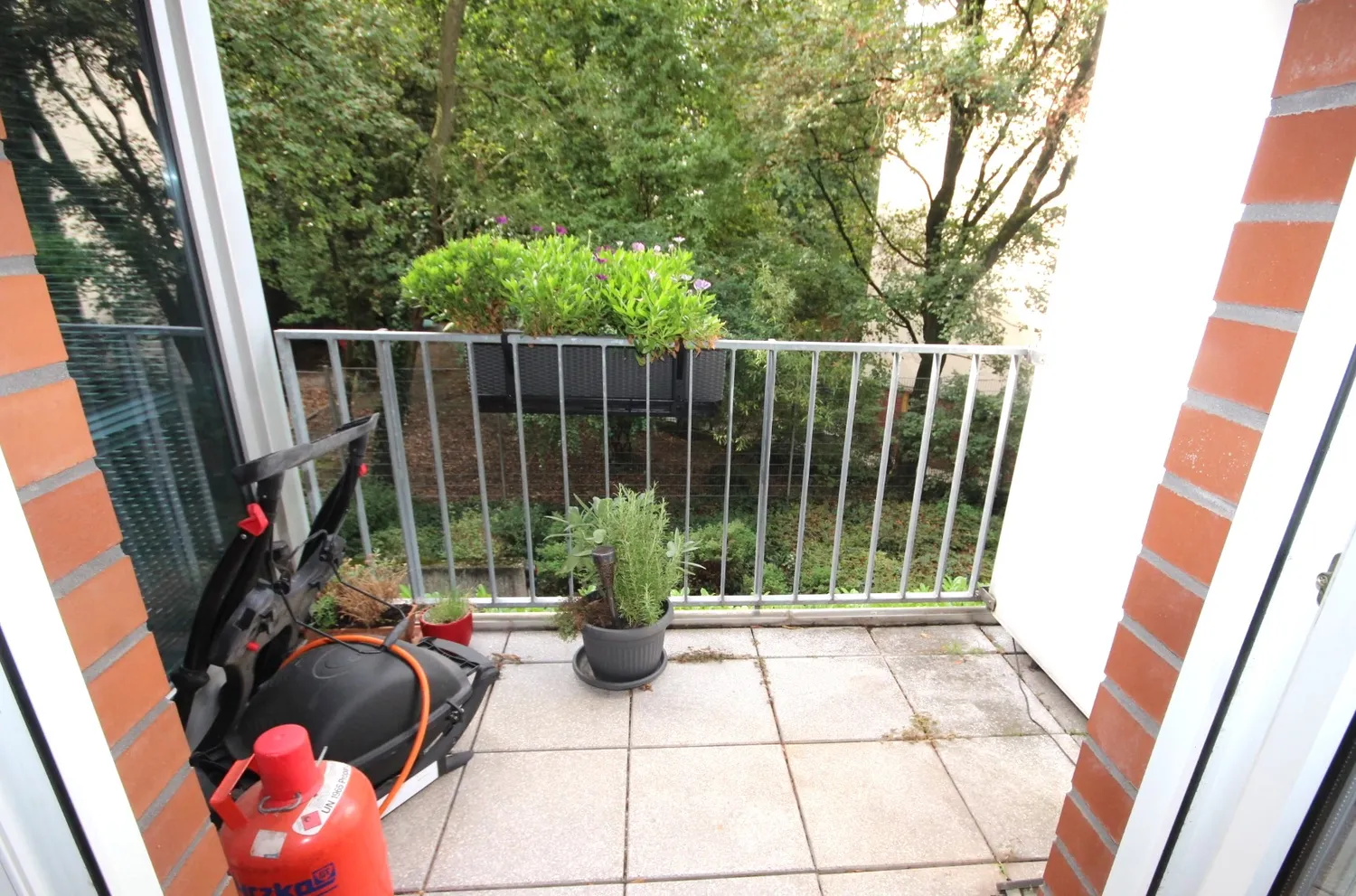 2 room apartment with 55 m² in Düsseldorf – Photo 4