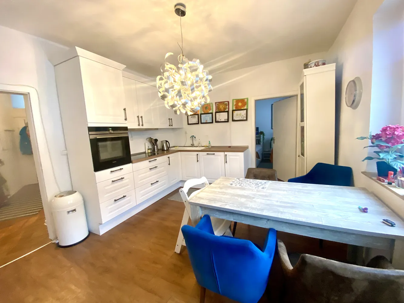 5 Zimmer Wohnung mit 105 m² in Essen – Bild 2