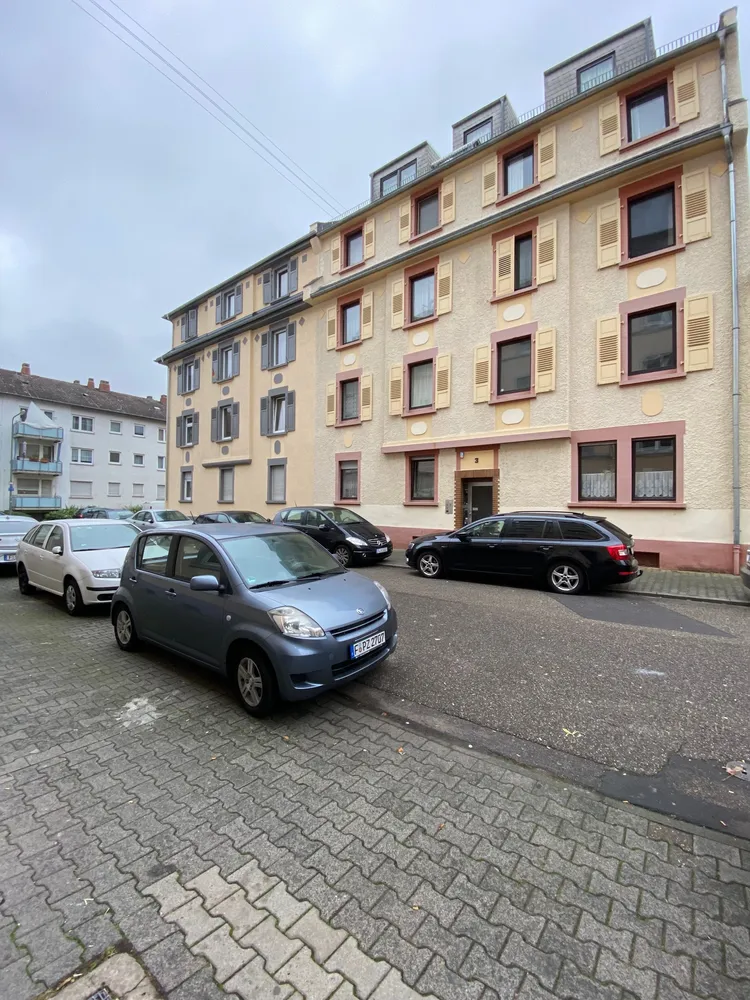 2 Zimmer Wohnung mit 70 m² in Frankfurt am Main – Bild 2