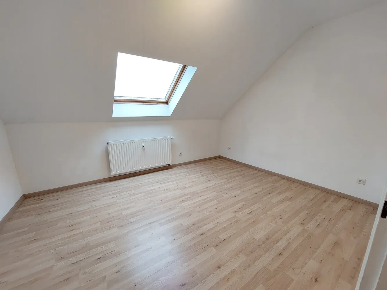 3 Zimmer Wohnung mit 104 m² in Krefeld – Bild 3