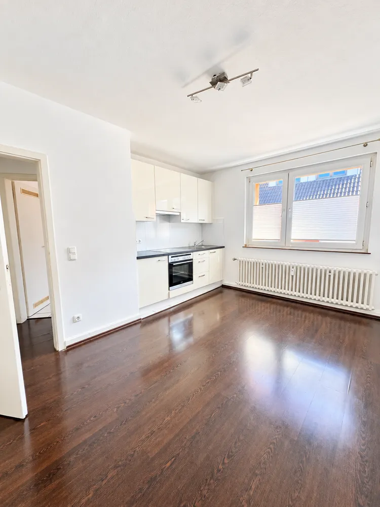 2 Zimmer Wohnung mit 38 m² in Köln – Bild 1