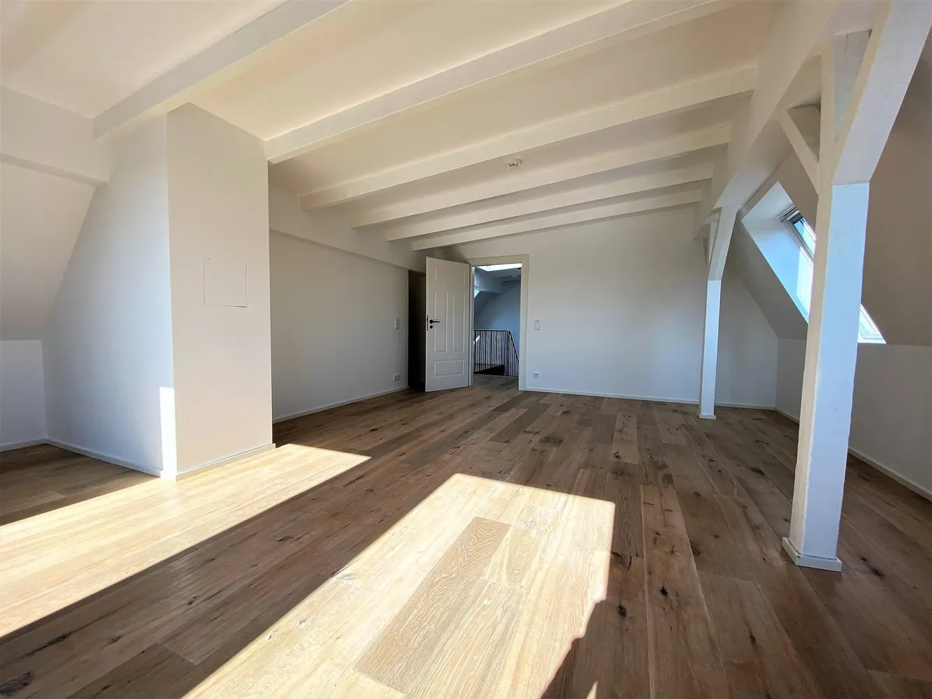 4 Zimmer Wohnung mit 185 m² in Essen – Bild 12