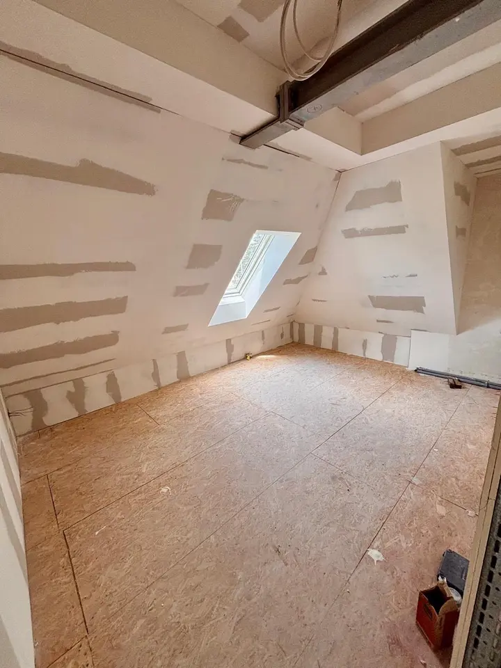5 Zimmer Wohnung mit 115 m² in Dresden – Bild 2