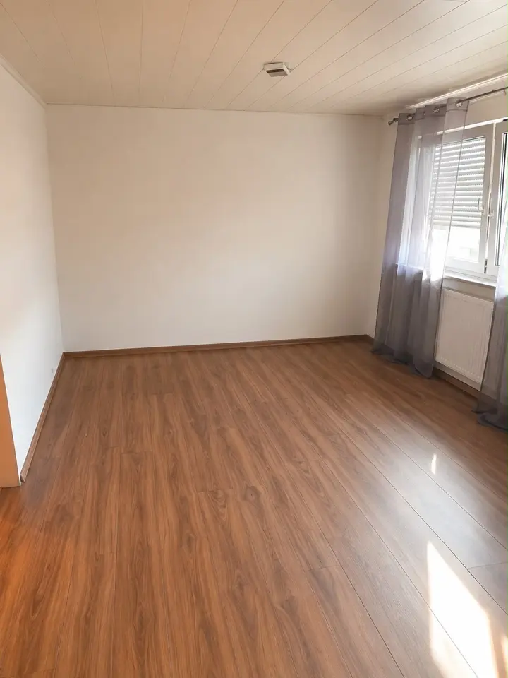 3 Zimmer Wohnung mit 97 m² in Sonneberg – Bild 7