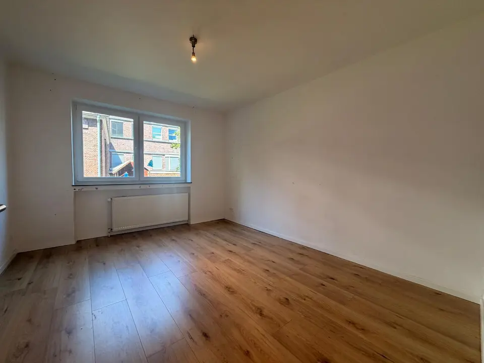 4 Zimmer Wohnung mit 96 m² in Wilhelmshaven – Bild 2