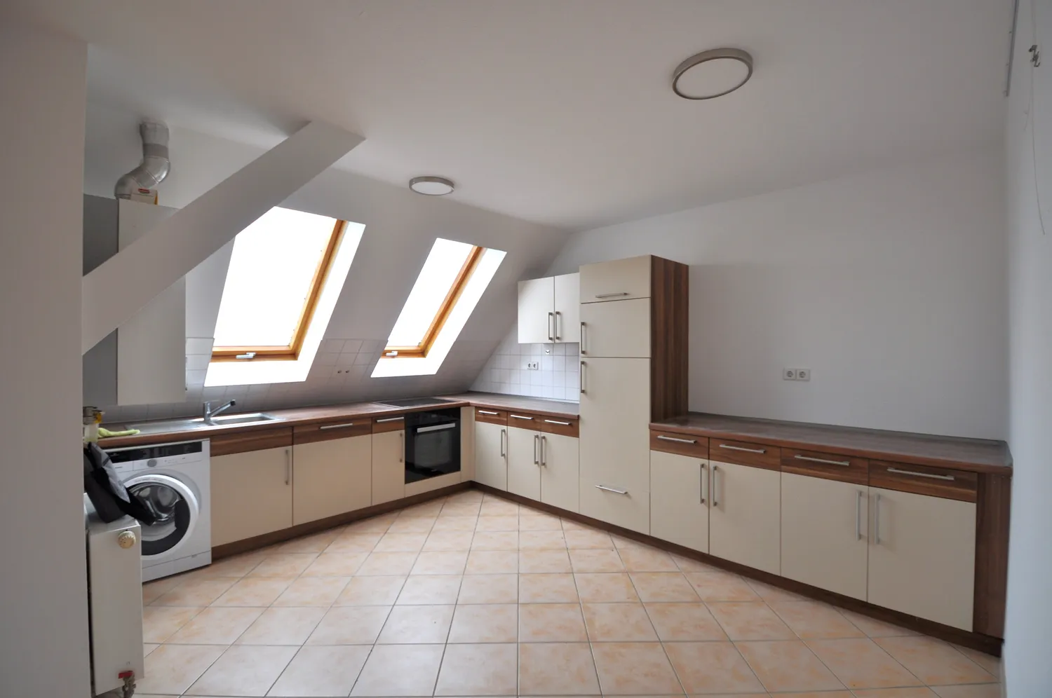 3 Zimmer Wohnung mit 65 m² in Karlsruhe – Bild 2