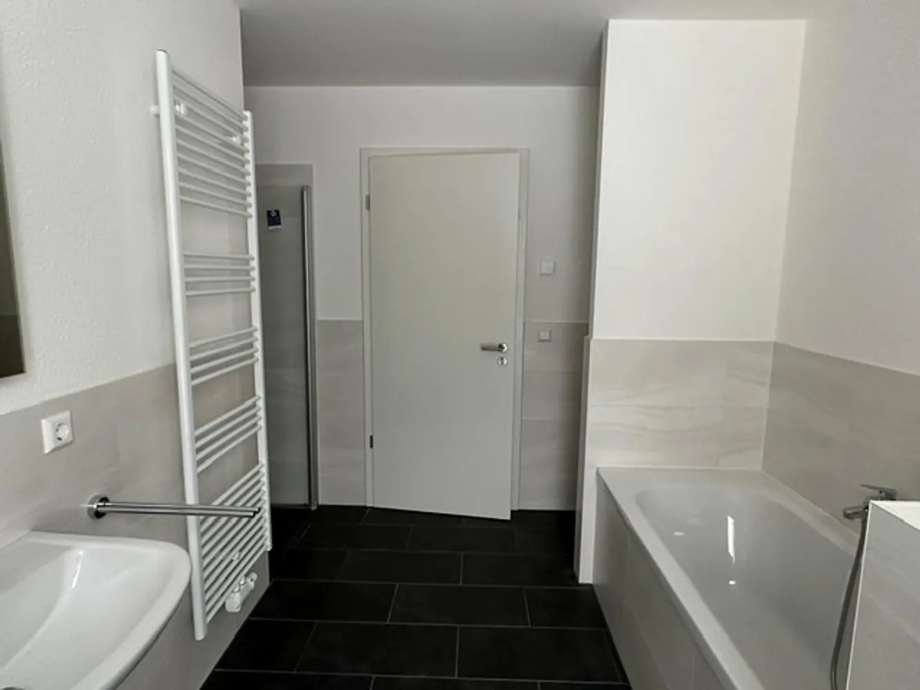 4 room apartment with 94 m² in Limbach-Oberfrohna – Photo 11