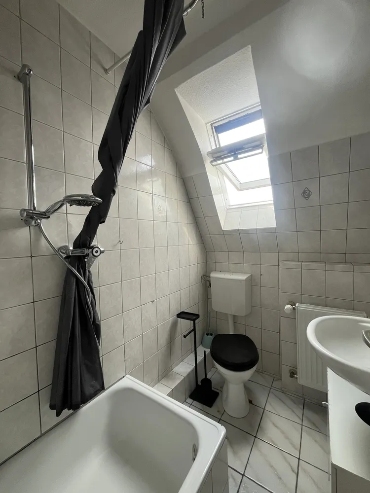 2 Zimmer Wohnung mit 46 m² in Krefeld – Bild 2