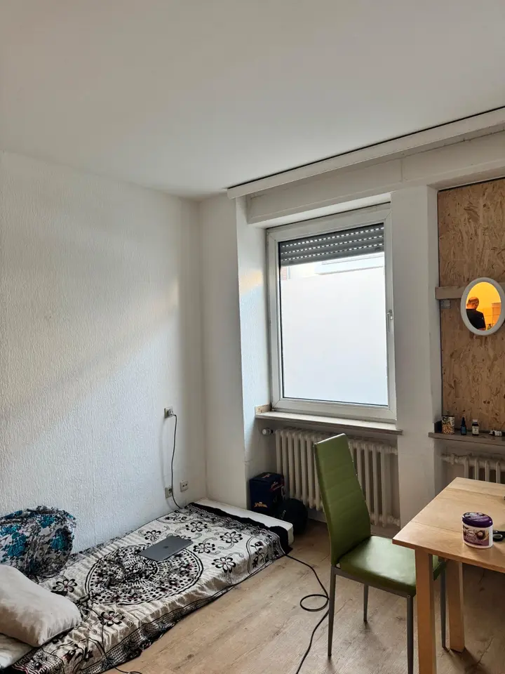 2 Zimmer Wohnung mit 30 m² in Krefeld – Bild 1