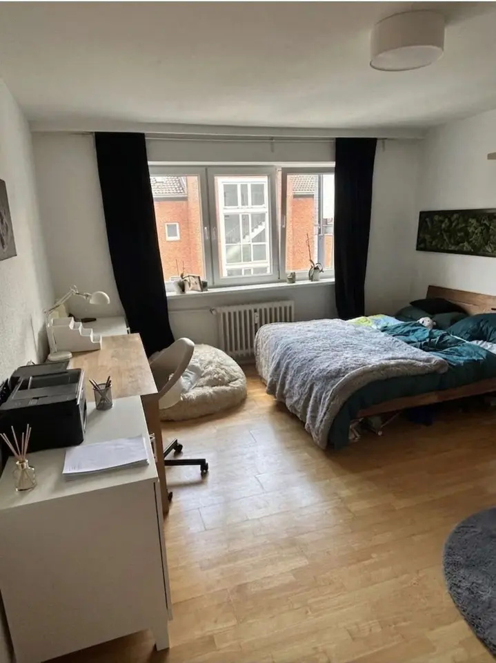2 Zimmer Wohnung mit 76 m² in Kiel – Bild 1