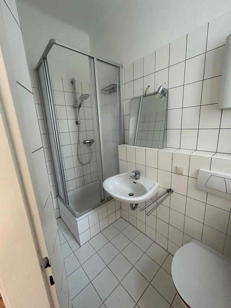 2 Zimmer Wohnung mit 73 m² in Düsseldorf – Bild 6