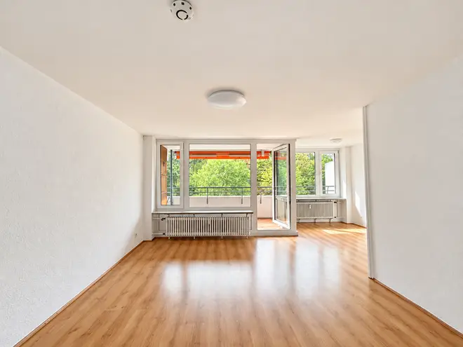 4 Zimmer Wohnung mit 80 m² in Stuttgart – Bild 1