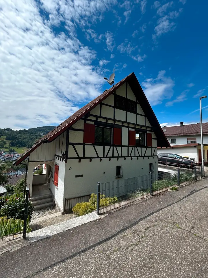 4 Zimmer Wohnung mit 130 m² in Bühl – Bild 2