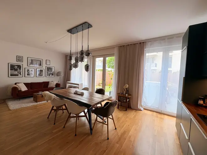 5 Zimmer Wohnung mit 135 m² in Leipzig – Bild 1