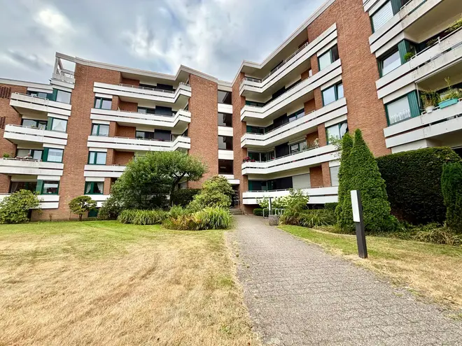 3 Zimmer Wohnung mit 123 m² in Düsseldorf – Bild 2