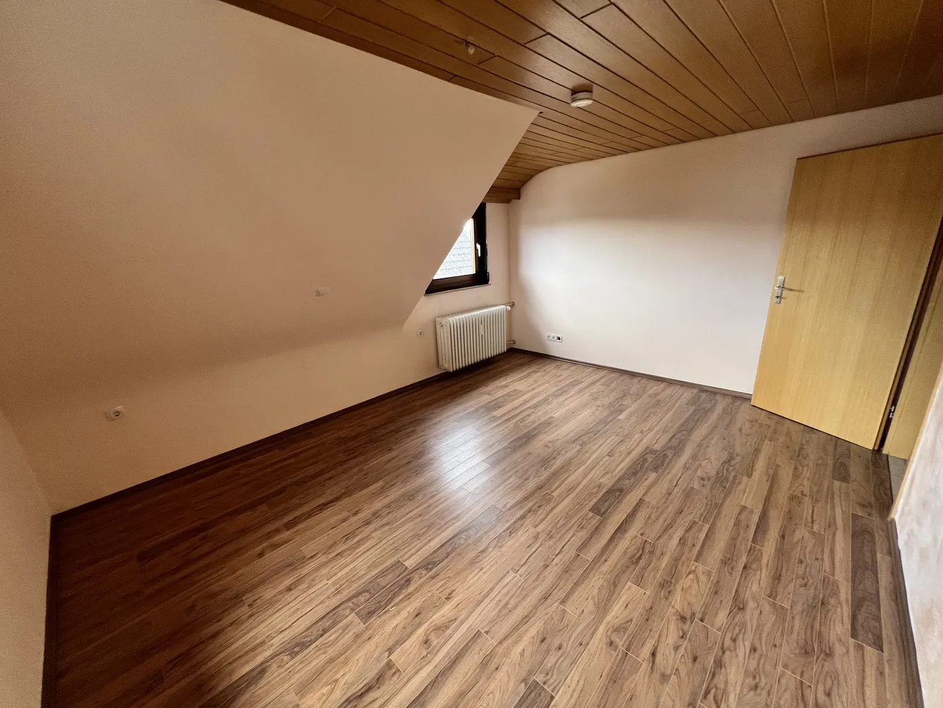 5 Zimmer Wohnung mit 100 m² in Böblingen – Bild 5