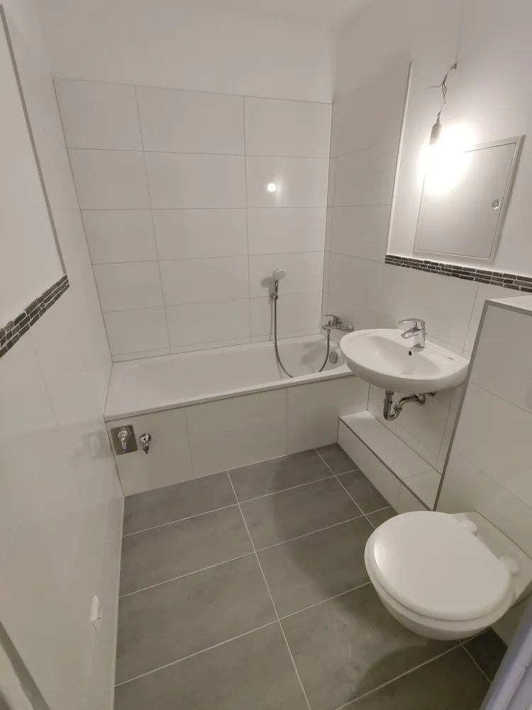 2 Zimmer Wohnung mit 50 m² in Halle (Saale) – Bild 5