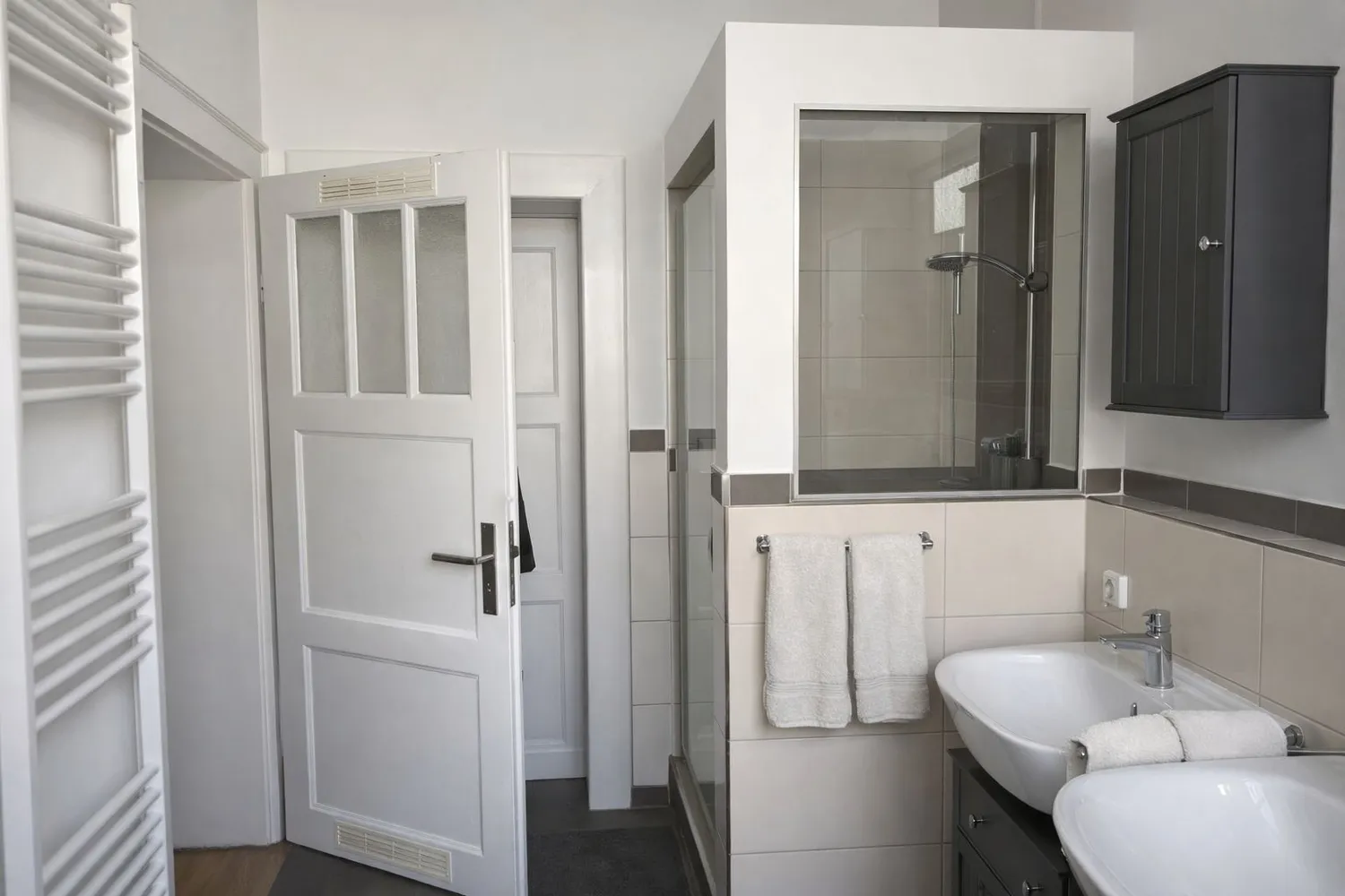 4 Zimmer Wohnung mit 122 m² in Krefeld – Bild 4