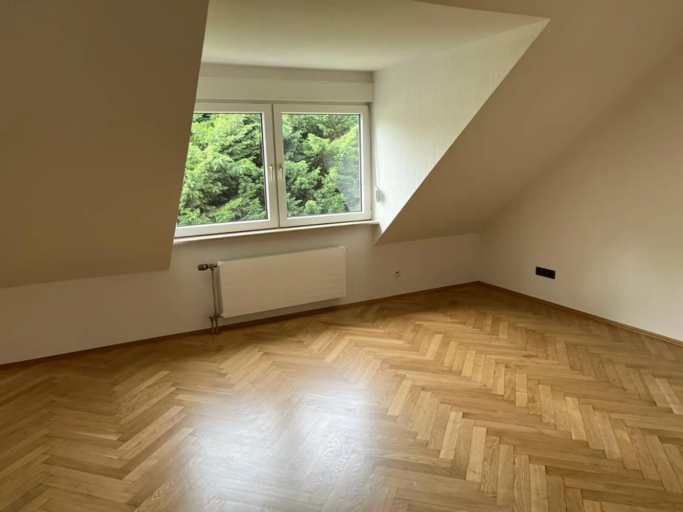 2 Zimmer Wohnung mit 87 m² in Bonn – Bild 2