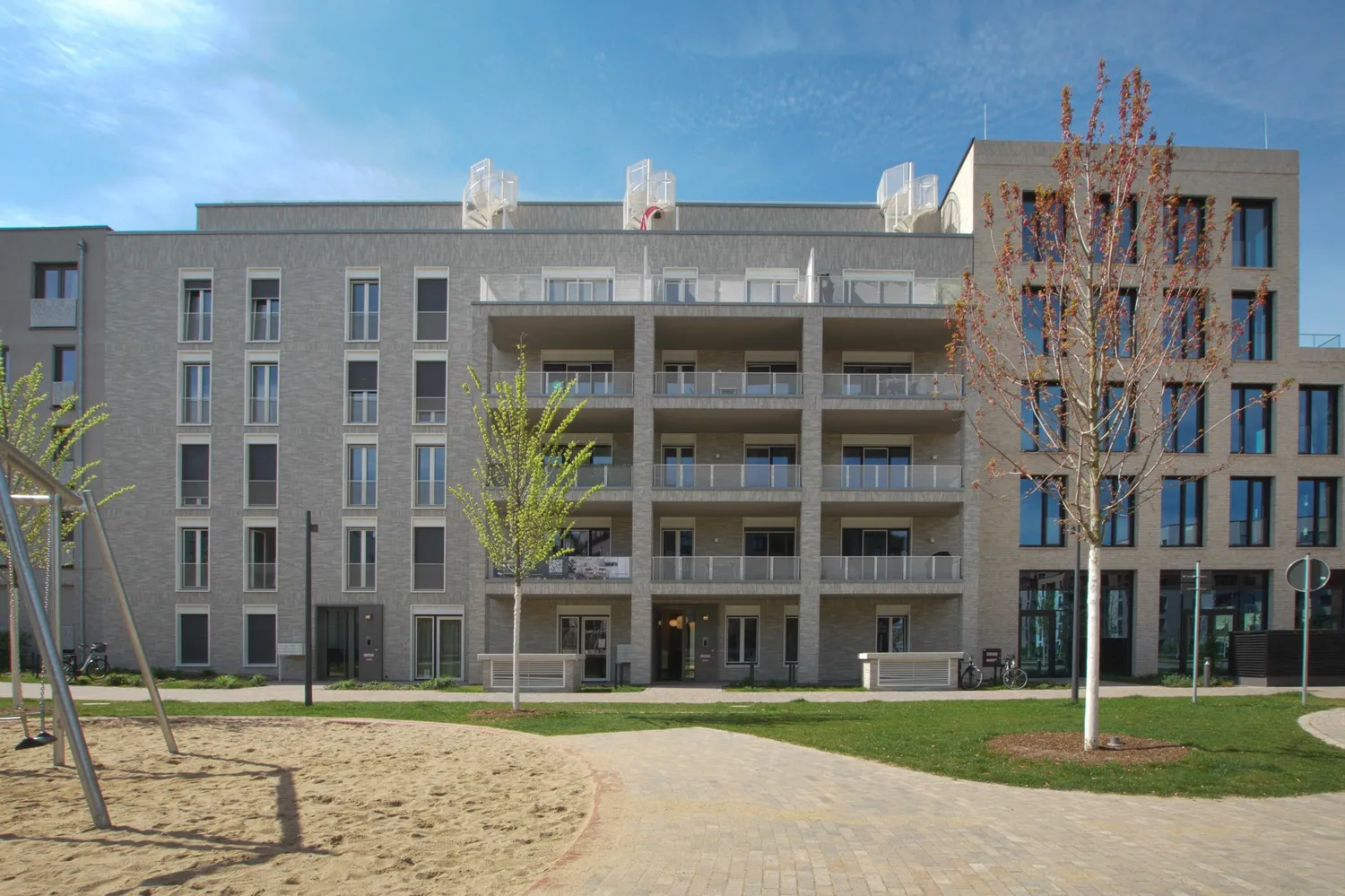 4 Zimmer Wohnung mit 154 m² in Düsseldorf – Bild 3