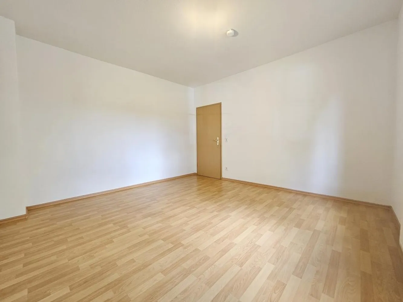 2 Zimmer Wohnung mit 56 m² in Zwickau – Bild 2
