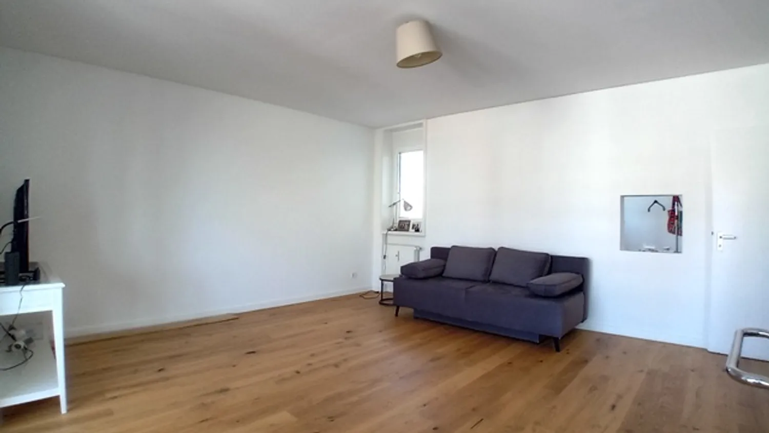 2 Zimmer Wohnung mit 70 m² in München – Bild 6
