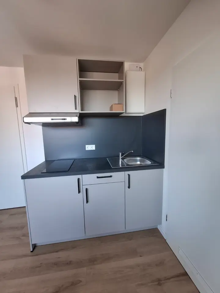 2 Zimmer Wohnung mit 20 m² in Erlangen – Bild 3
