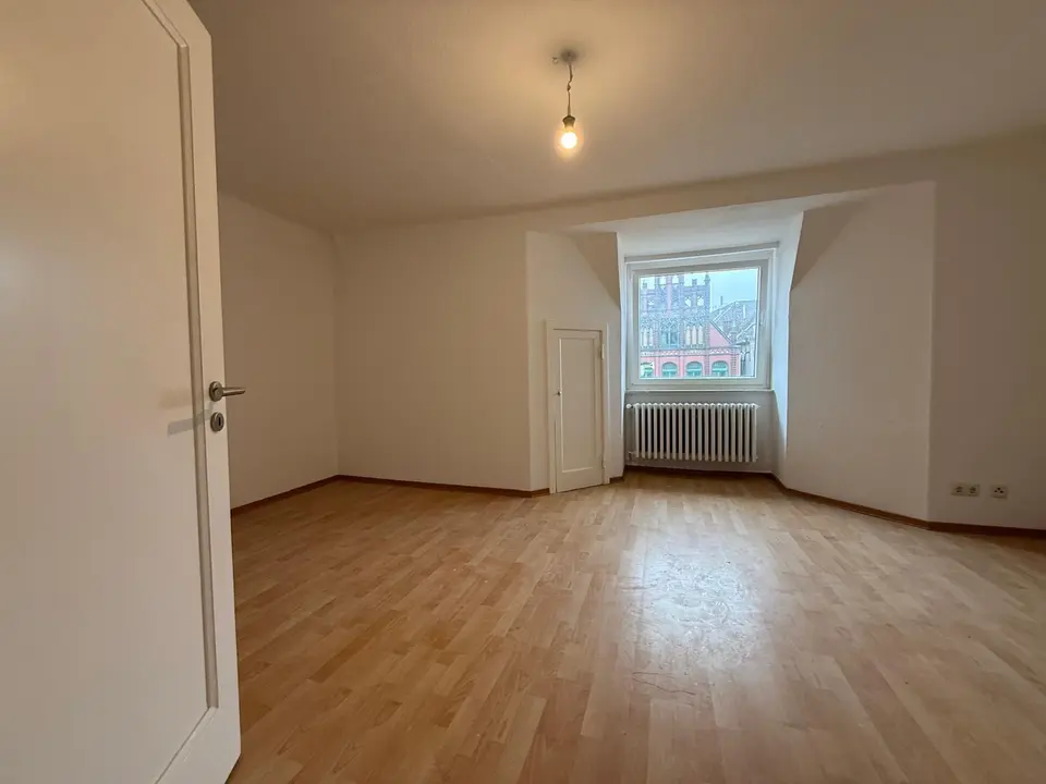 4 Zimmer Wohnung mit 109 m² in Minden – Bild 2