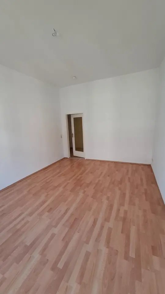 2 room apartment with 75 m² in Magdeburg – Photo 2