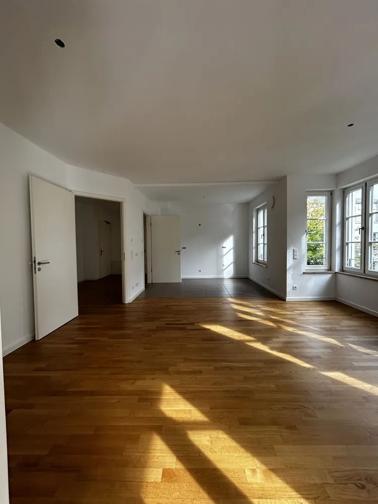 3 Zimmer Wohnung mit 91 m² in München – Bild 1