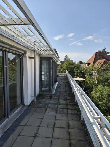 4 Zimmer Wohnung mit 141 m² in München – Bild 8