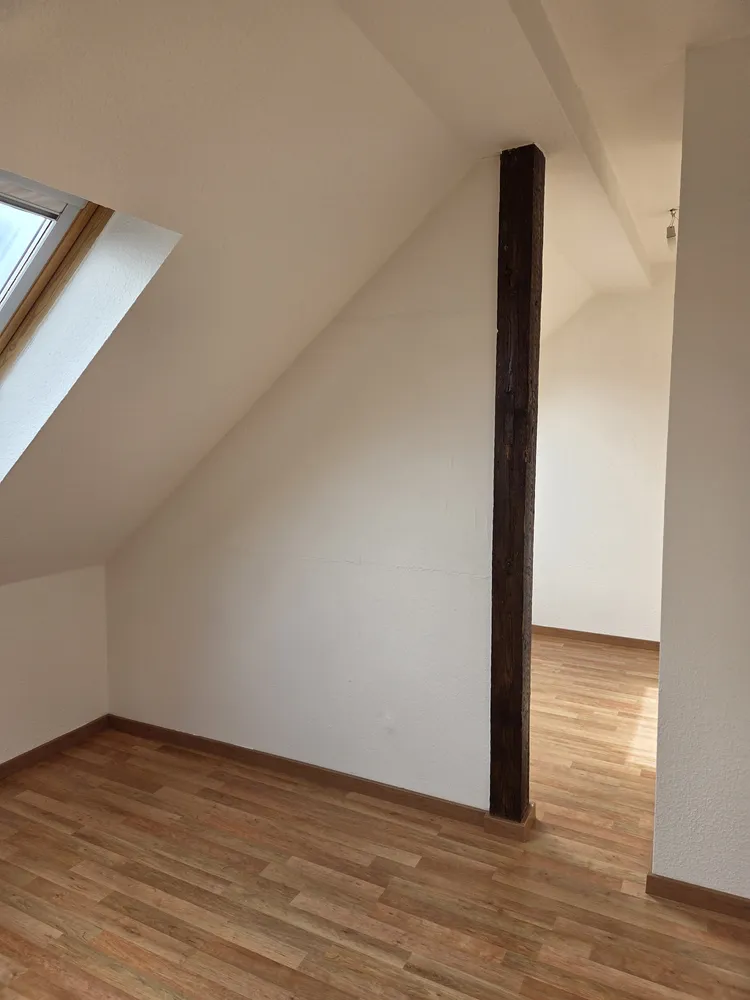 3 Zimmer Wohnung mit 80 m² in Weißenfels – Bild 3