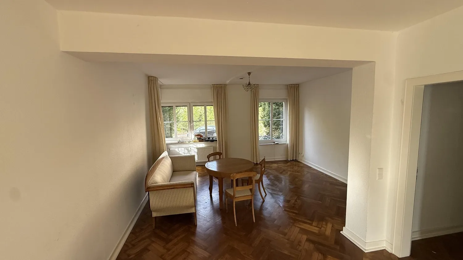 2 Zimmer Wohnung mit 113 m² in Langenfeld – Bild 2