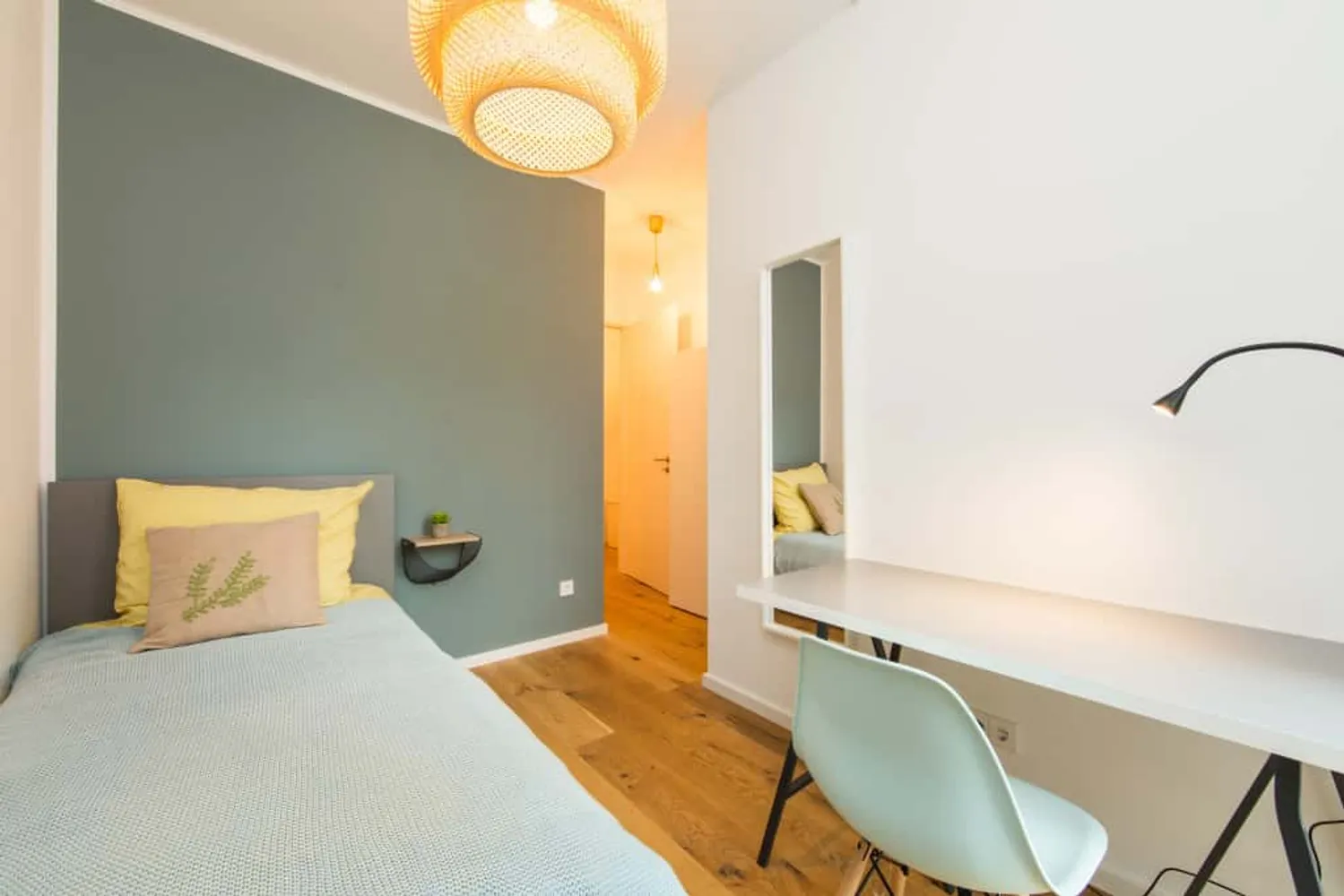 Shared room with 9 m² in Berlin – Photo 4