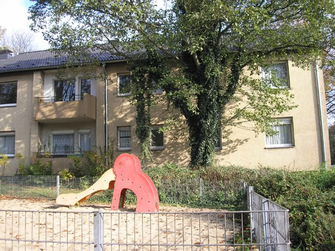 2 room apartment with 41 m² in Mülheim an der Ruhr – Photo 2