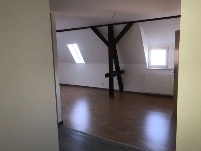 4 Zimmer Wohnung mit 94 m² in Halle (Saale) – Bild 7