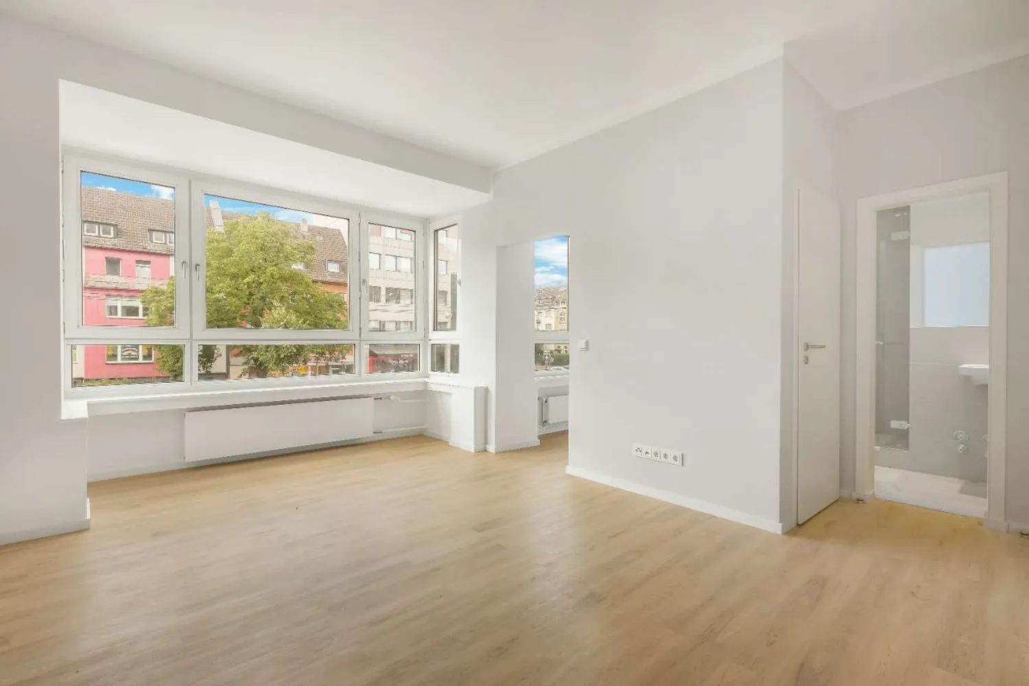 2 Zimmer Wohnung mit 45 m² in Düsseldorf – Bild 2