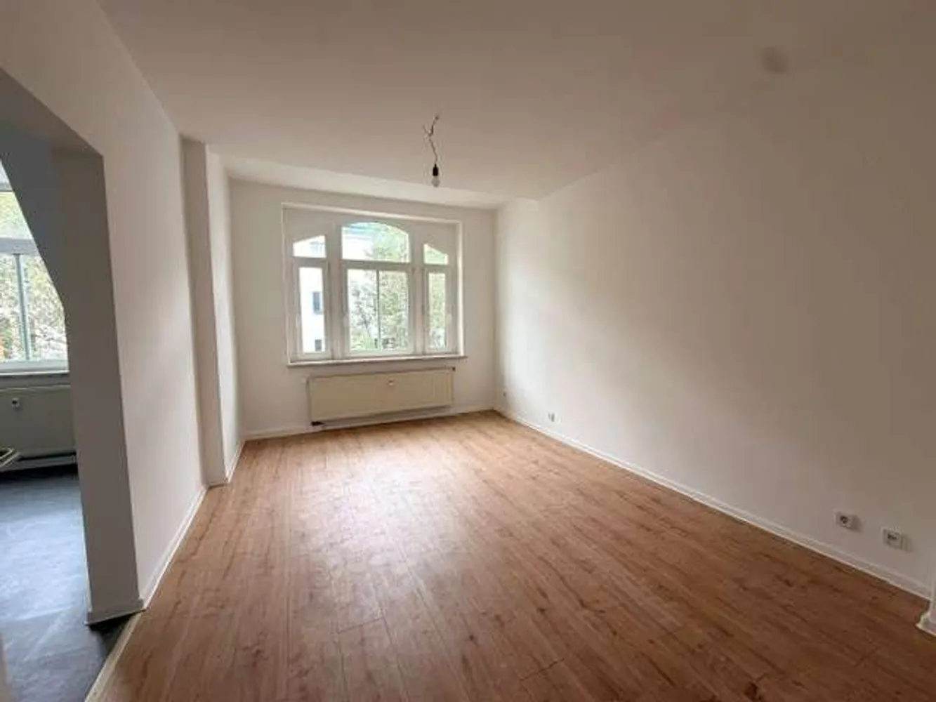 4 Zimmer Wohnung mit 109 m² in Plauen – Bild 9