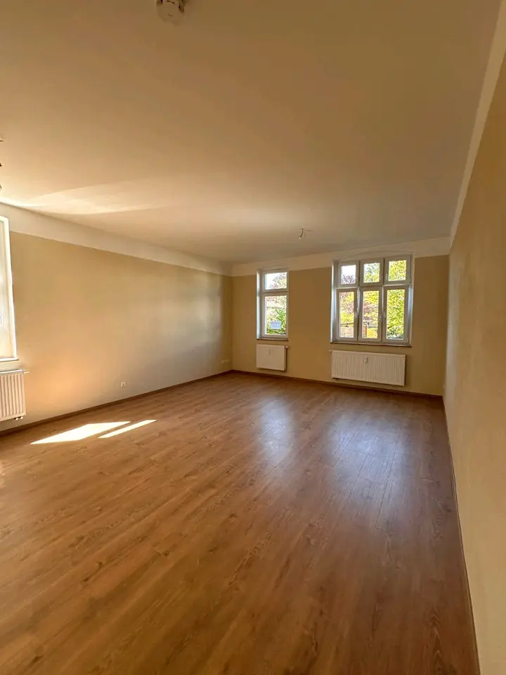 4 Zimmer Wohnung mit 90 m² in Finsterwalde – Bild 1